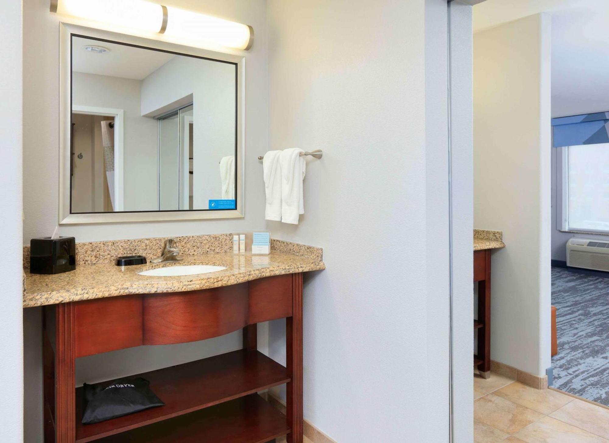 Hampton Inn & Suites Dallas-Arlington-South Luaran gambar